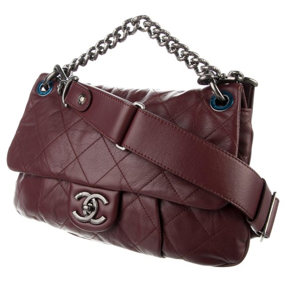 CHANEL Coco Pleats Bag Burgundy - Picture 2 of 16